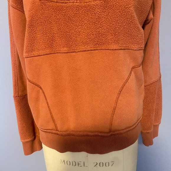 Hearloom Sweatshirt XS Rust Turtleneck half Zip - Picture 3 of 10